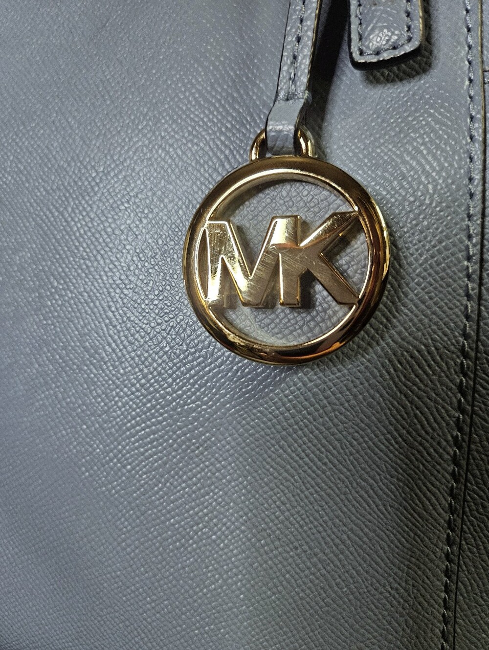 NWOT-Michael Kors Saffiano Leather Jet Set East/West Top Zip Tote - Picture 7 of 14